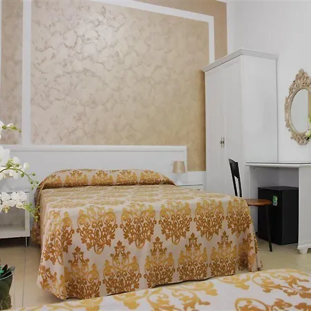 Orsa Maggiore 3* نابولي