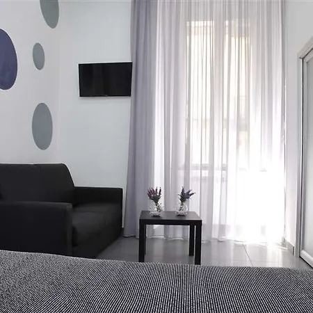 Orsa Maggiore 3* نابولي