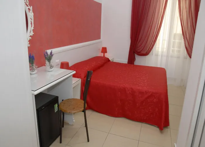 Отель Orsa Maggiore Неаполь