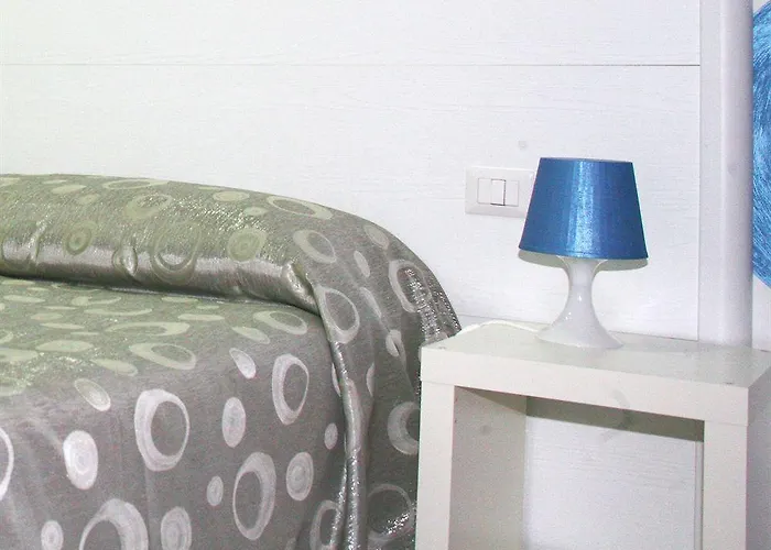 Orsa Maggiore Отель Неаполь